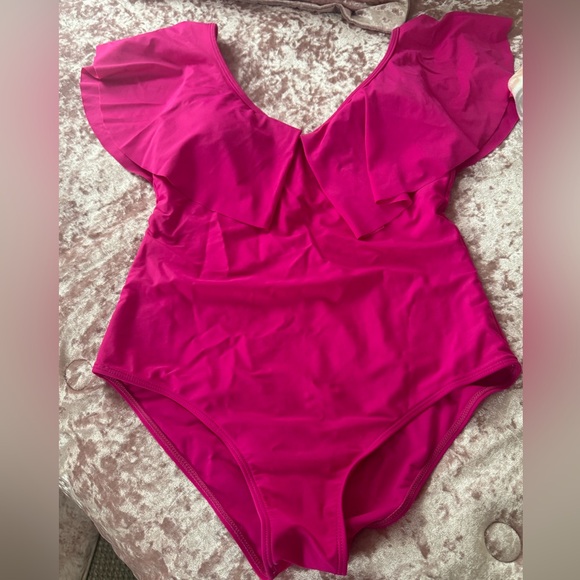 Other - ❤️‍🔥50%❤️‍🔥 Hot Pink Ruffle One Piece Swimsuit